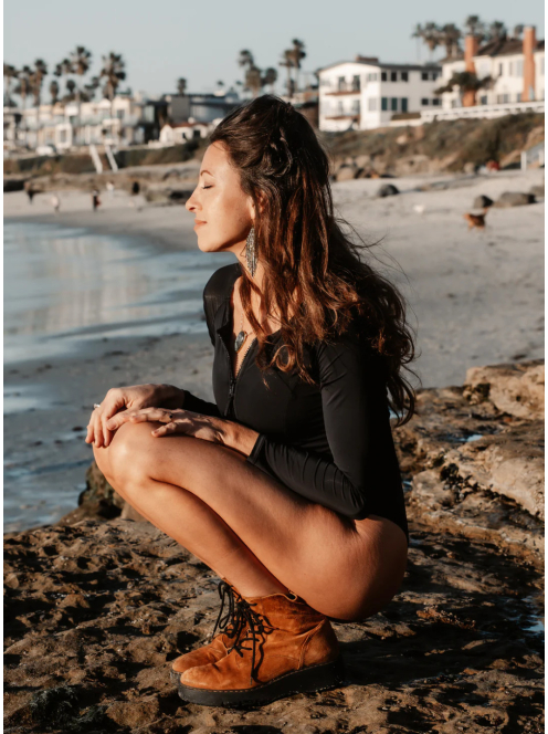 Black Onyx hosszú ujjú egyrészes fürdőruha