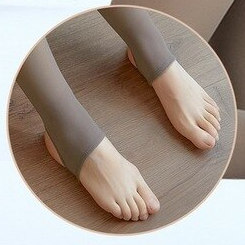 Nyitott lábfejjel - pantallós (talppántos) kialakítás